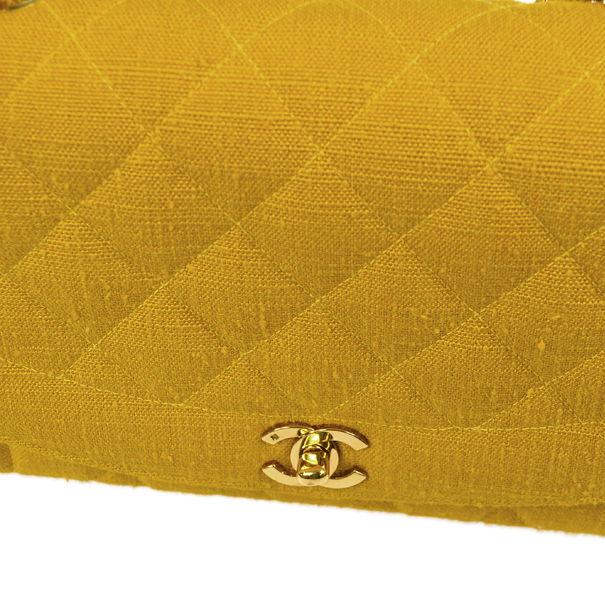 Luxury Chanel 1991-1994 Diana Flap Medium Yellow Linen