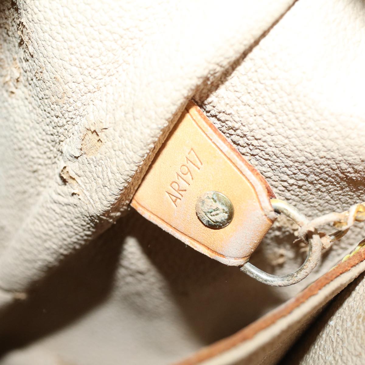 LOUIS VUITTON Monogram Bucket GM Shoulder Bag M42236 LV 23664C