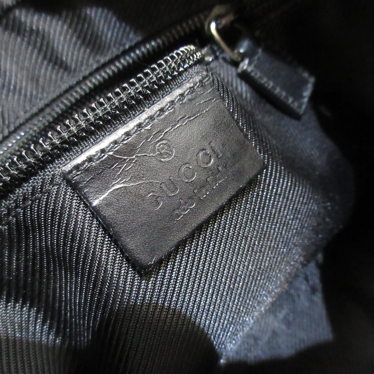 Gucci Gg Pattern  Canvas Shoulder Bag ()