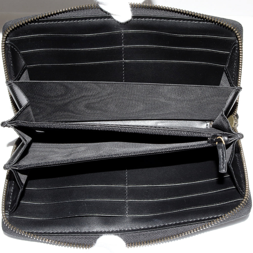 Luxury Gucci Trending 2025 Quilted Leather Zip-Around Long Wallet 443123