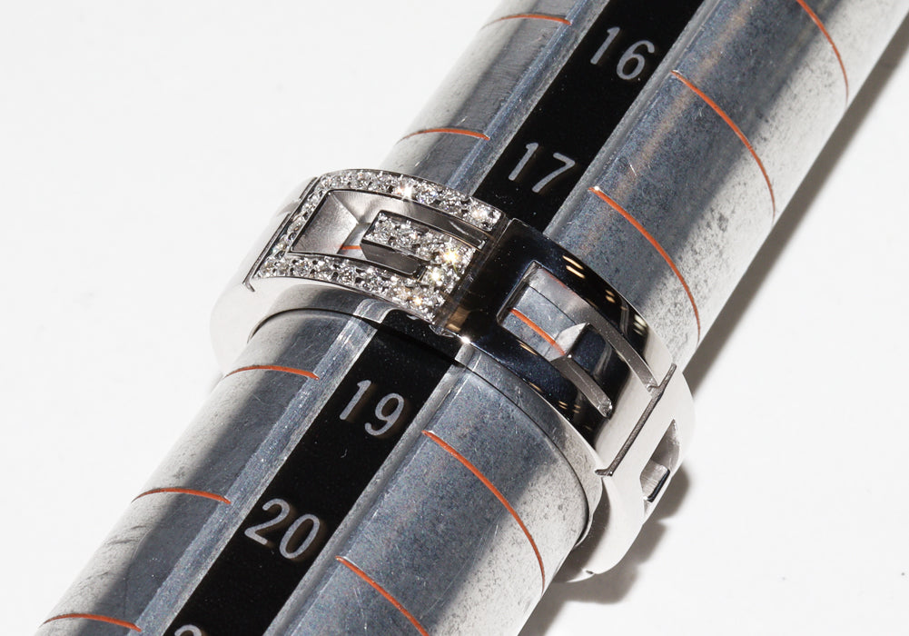 Luxury Gucci Trending 2025 K18WG Diamond G Logo Ring