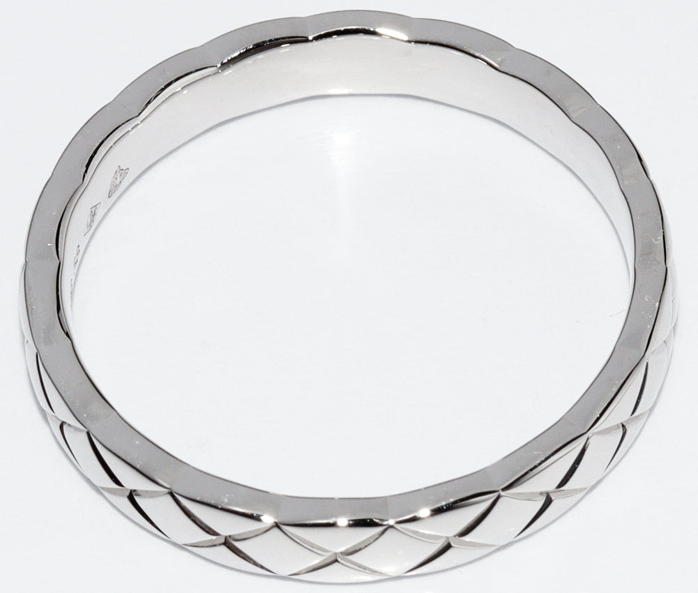 Chanel Pt950 Coco Crush Ring Medium Model J10570
