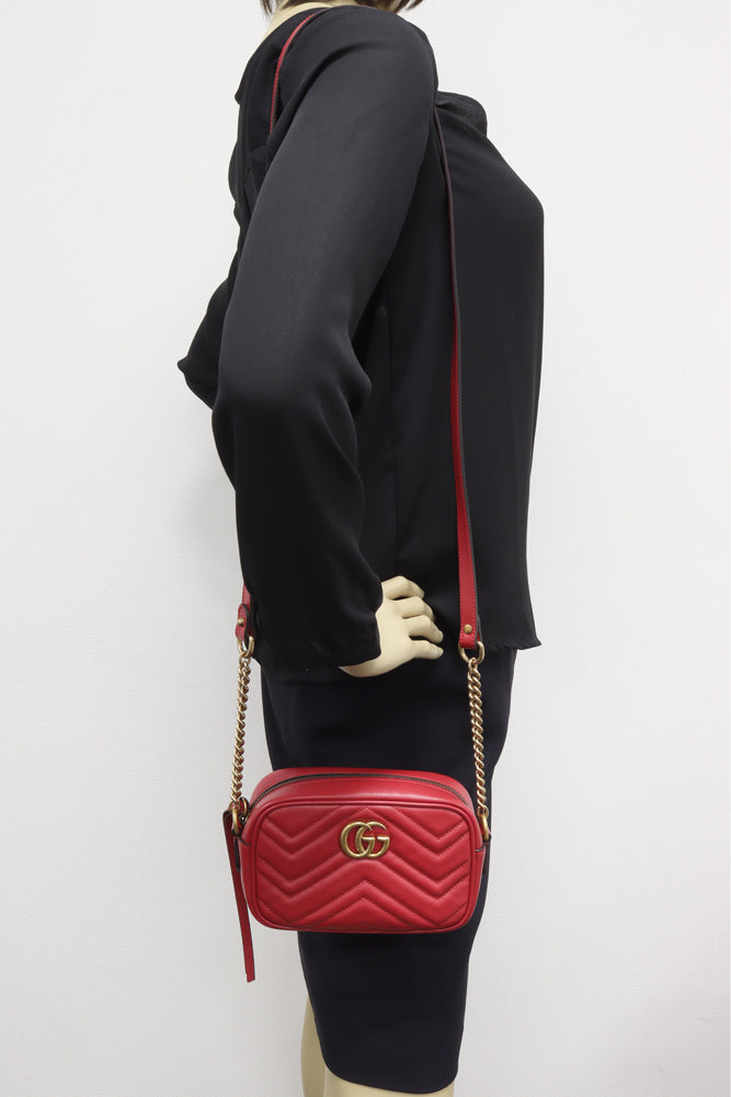 Luxury Gucci Trending 2025 GG Marmont Quilted Mini Shoulder Bag Calf Leather