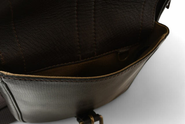 Louis Vuitton Vintage Utah Leather Shoulder Bag M92534