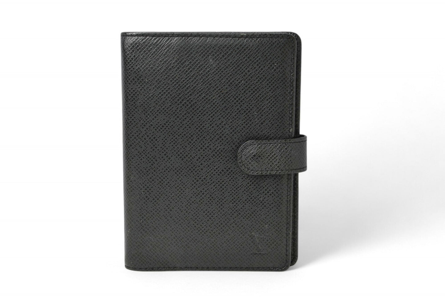 Louis Vuitton Taiga Leather Agenda Cover