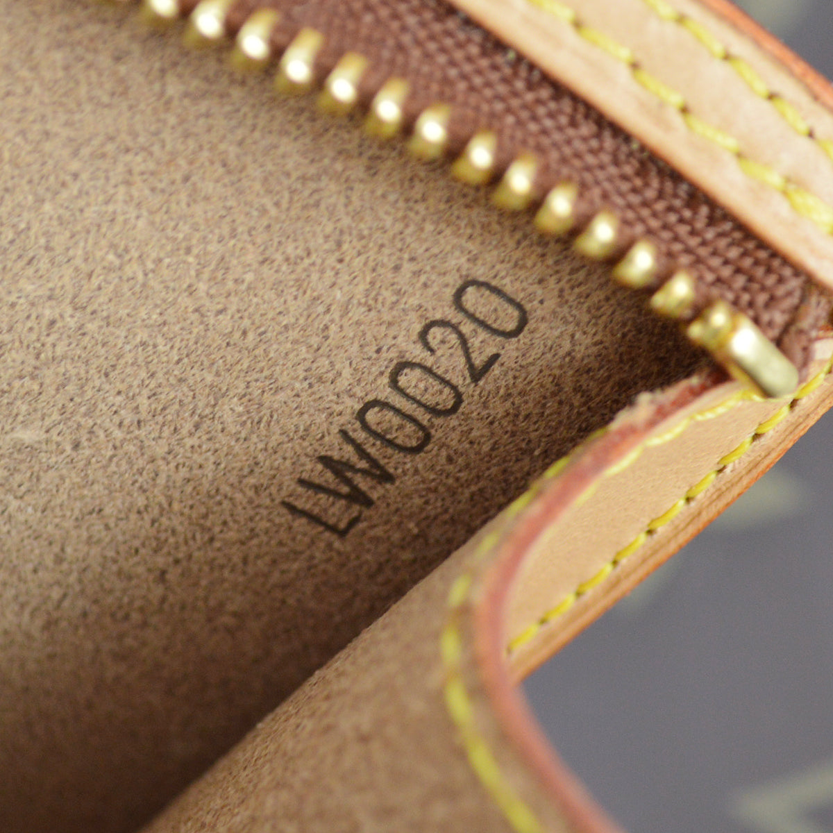 Louis Vuitton 2000 Monogram Vinyl Cabas Cruise M50500