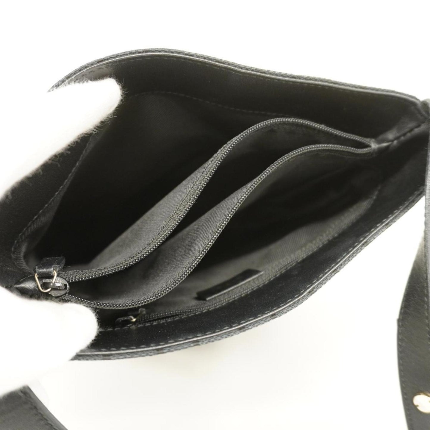 Gucci  Canvas Shoulder Bag ()