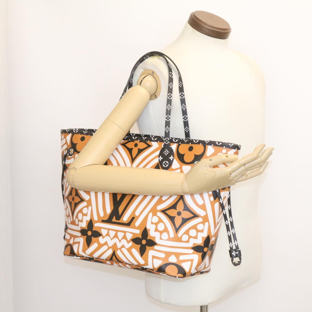 LOUIS VUITTON Monogram Giant Neverfull MM Tote Bag Caramel M56584 LV 25725S