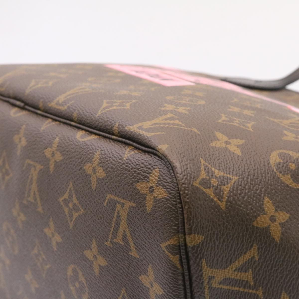 LOUIS VUITTON Monogram World Tour Neverfull MM Tote Bag M42844 LV 26563S