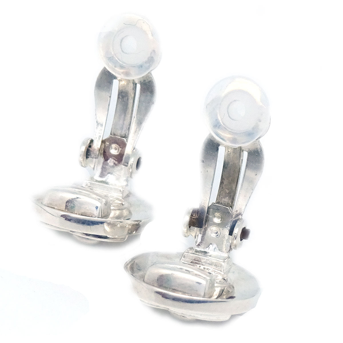 Luxury Chanel 1997 Round CC Turnlock Earrings Gold Clip-On Small