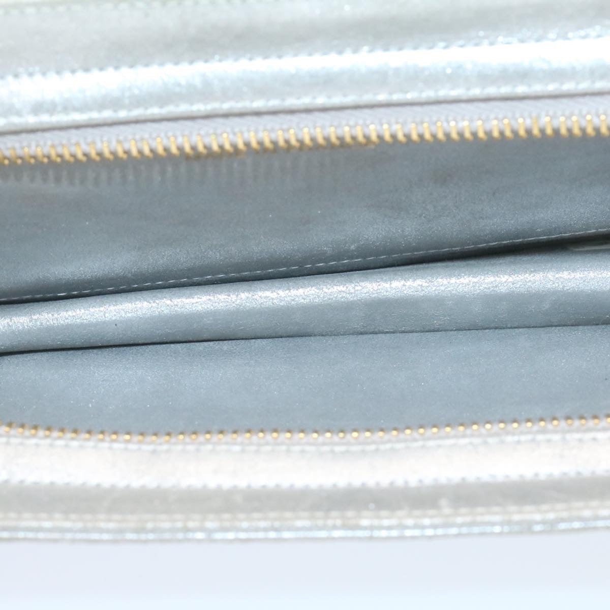 CHANEL Clutch Bag Leather Silver CC Auth 26857A