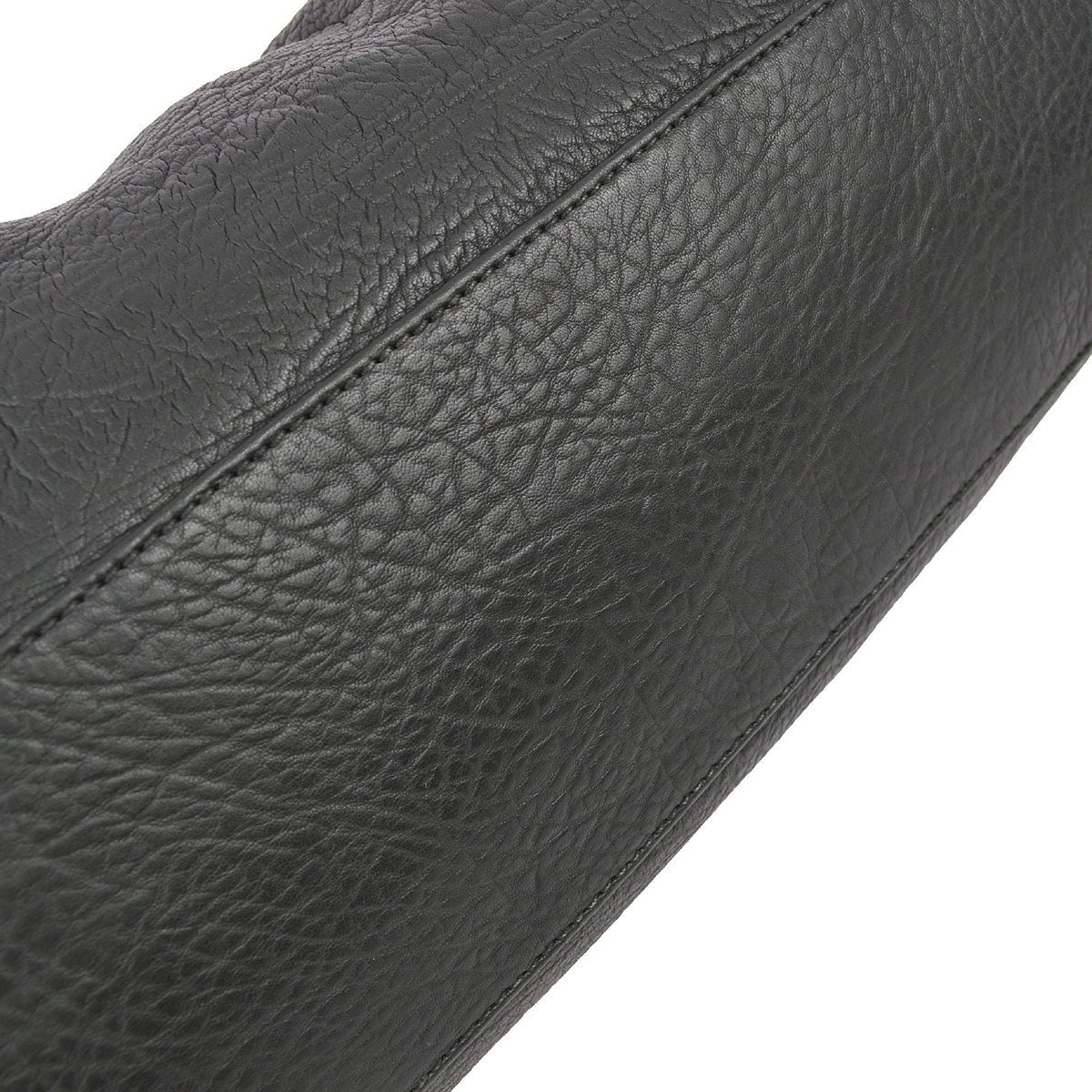 Luxury Chanel 2006-2008 Gray Quilted Shoulder Bag