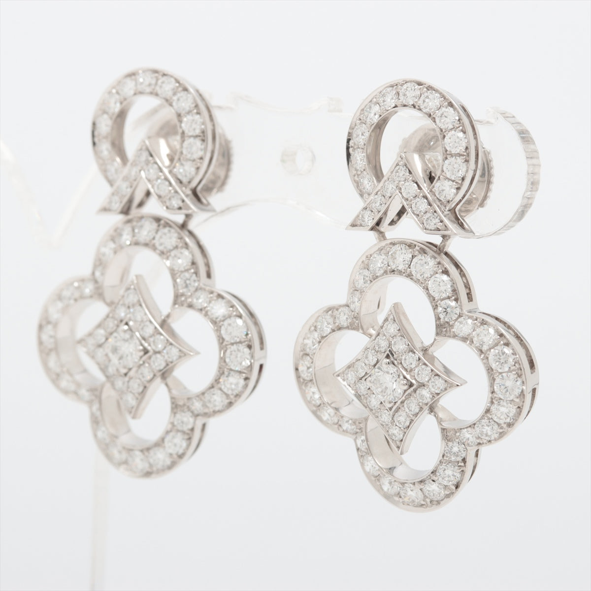 Louis Vuitton Aldon Diamond Pierce 750 (WG) 9.5g