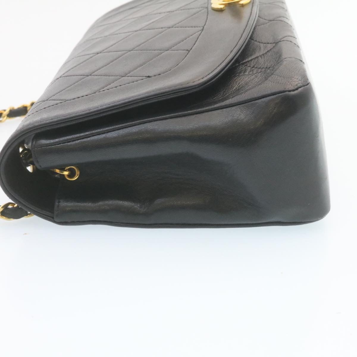 Luxury Chanel Chain Turn Lock Diana Matelasse Shoulder Bag Lamb Skin Black  28282A