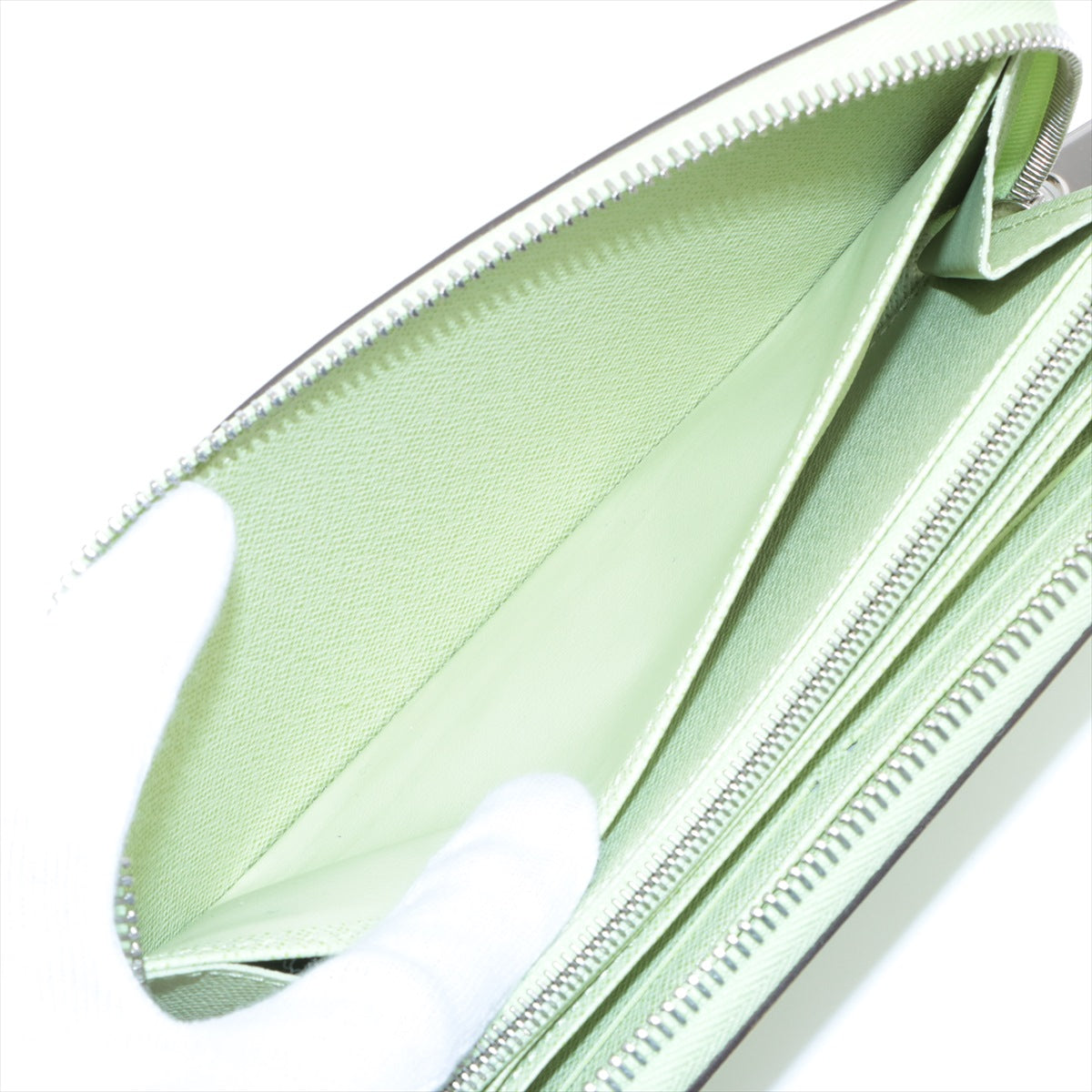 Louis Vuitton Epi  Wallet M82513 Vernoot Round Zip Wallet