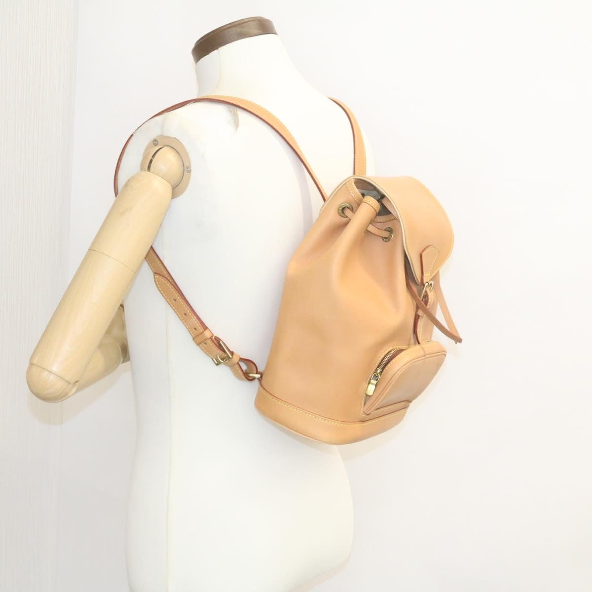 LOUIS VUITTON Nomad leather Montsouris MM Backpack SPO Beige LV 28931S