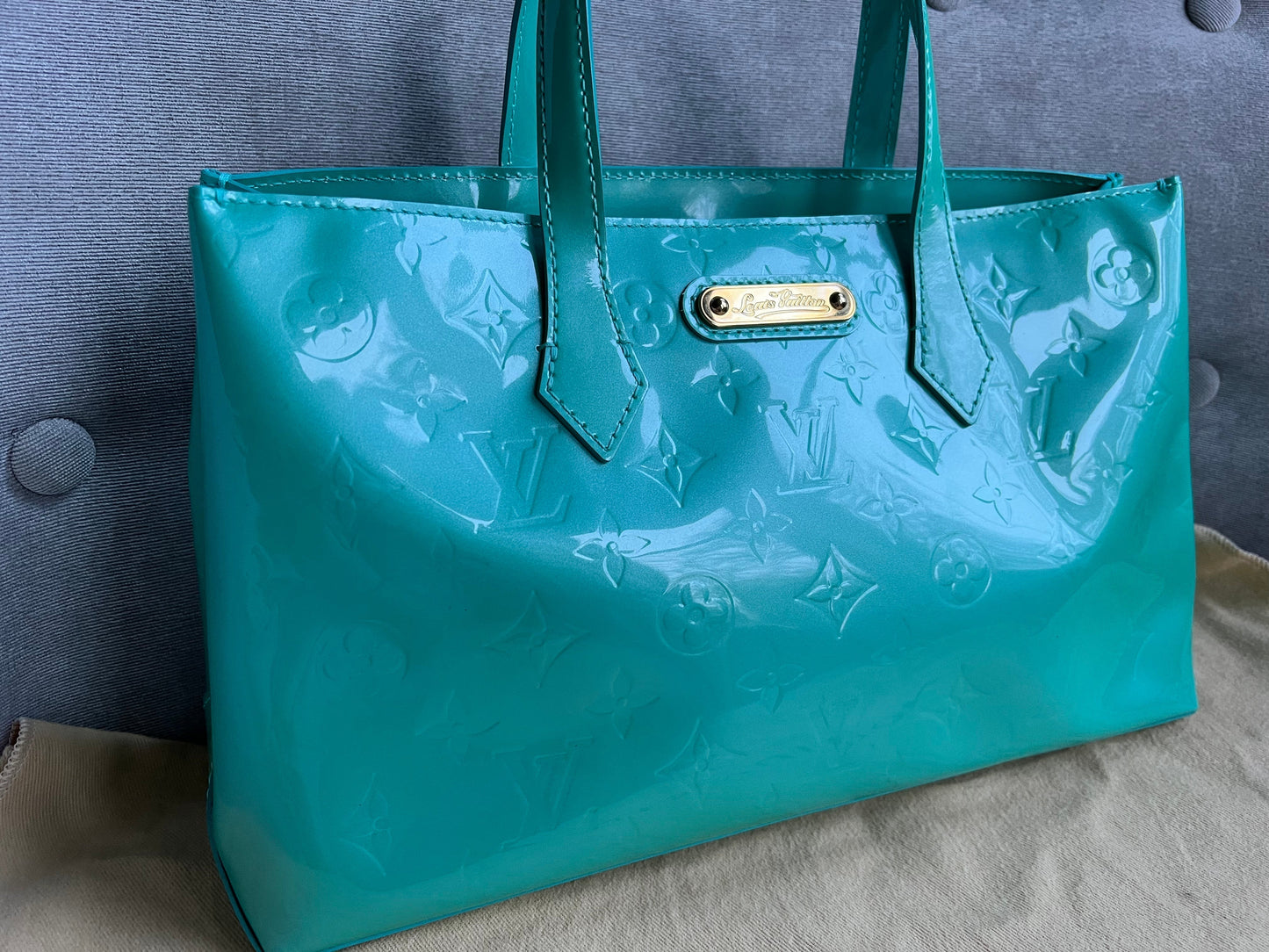 Louis Vuitton Wilshire Blue Lagoon Vernis Patent Leather