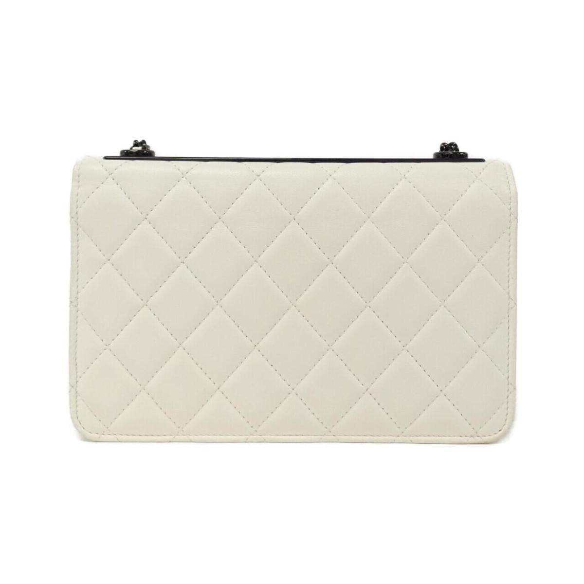 Chanel 80982 Chain Wallet