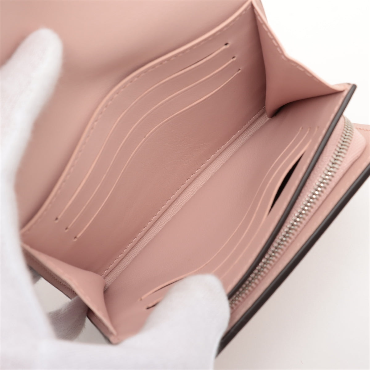 Louis Vuitton Machina Portfolio Yulis Compact M62541 Rose Jasmine Compact Wallet