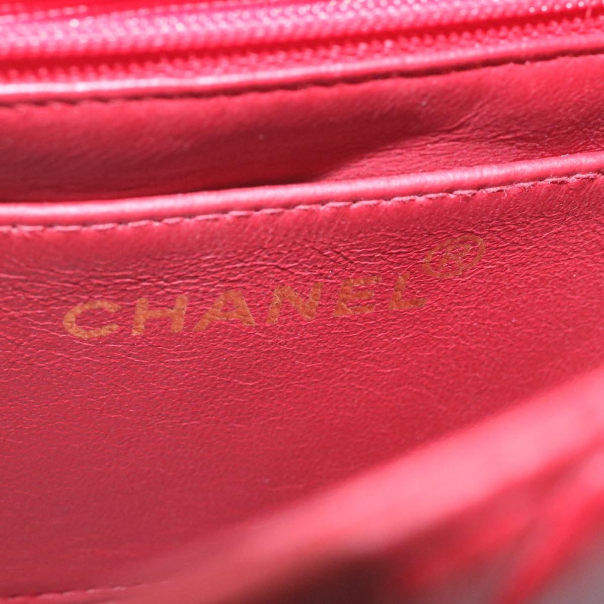 CHANEL Matelasse Chain Flap Shoulder Bag Lamb Skin Turn Lock Red CC  29038