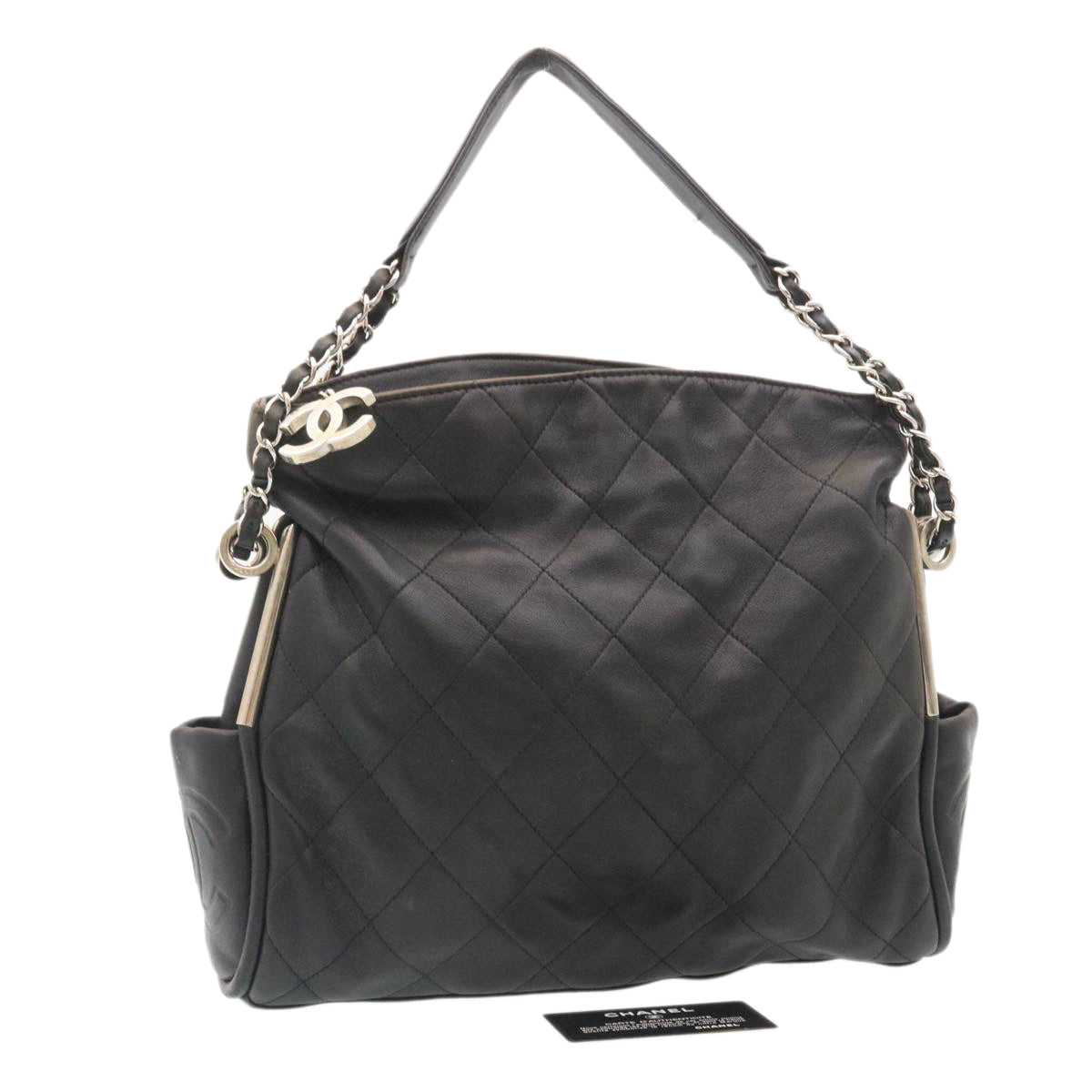 Luxury Chanel Matelasse Chain Shoulder Bag Leather Black CC  29121A
