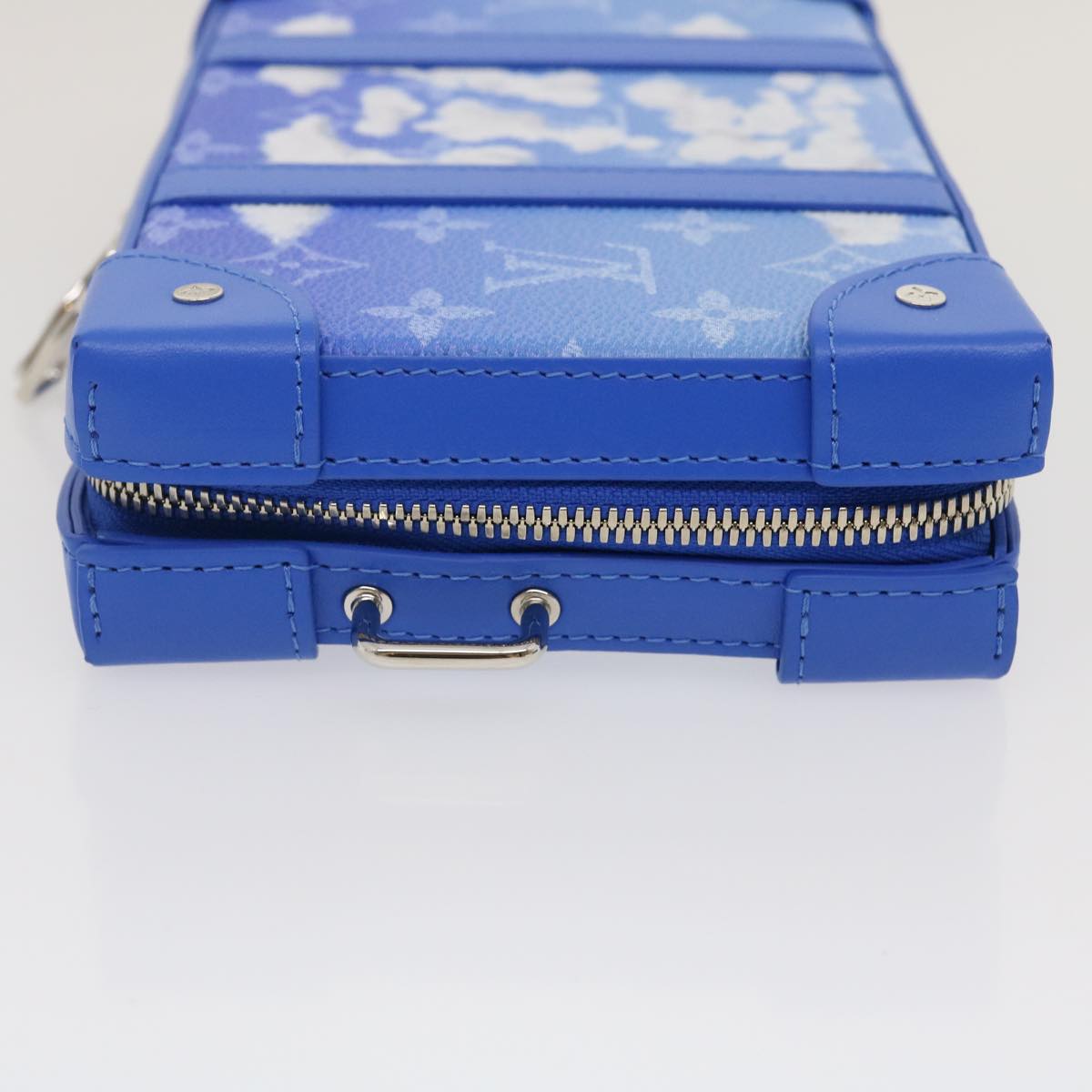 LOUIS VUITTON Monogram Clouds Soft Trunk Wallet Shoulder Bag M45432 29570S