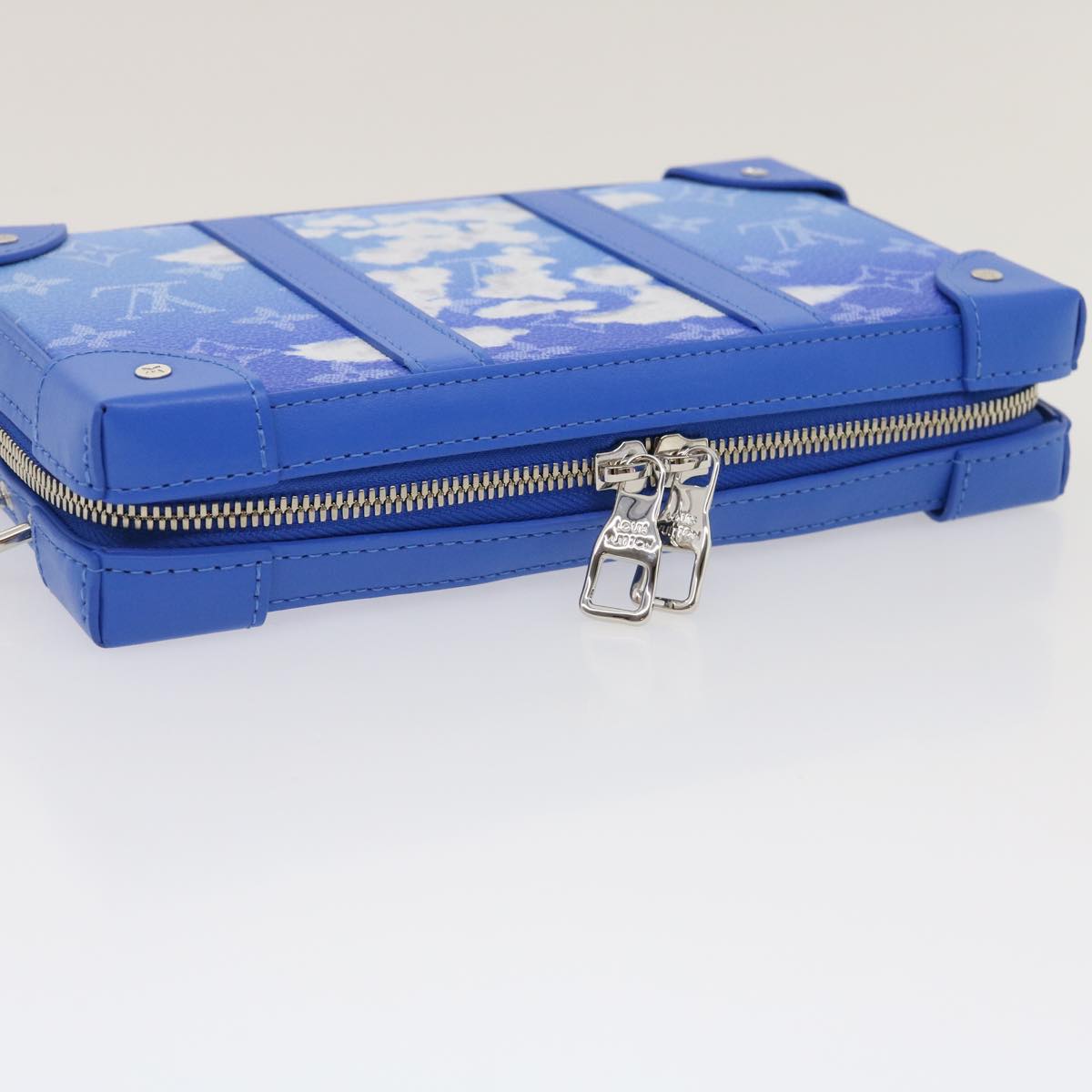 LOUIS VUITTON Monogram Clouds Soft Trunk Wallet Shoulder Bag M45432 29570S