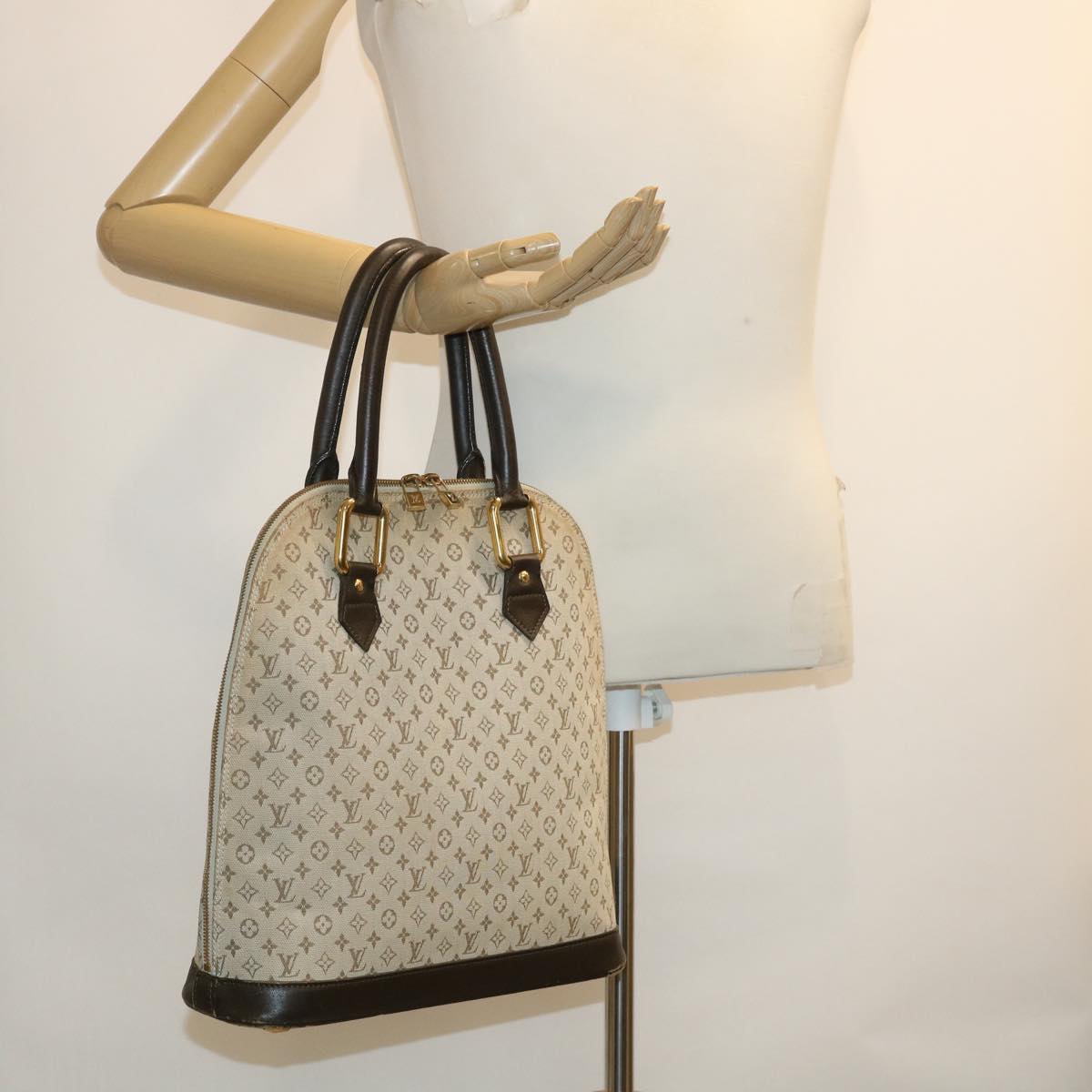 LOUIS VUITTON Monogram Mini Alma Haut Hand Bag Khaki M92203 LV 29629