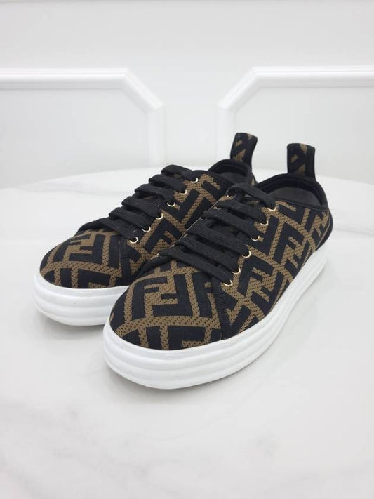 Luxury Fendi FF logo sneakers 38