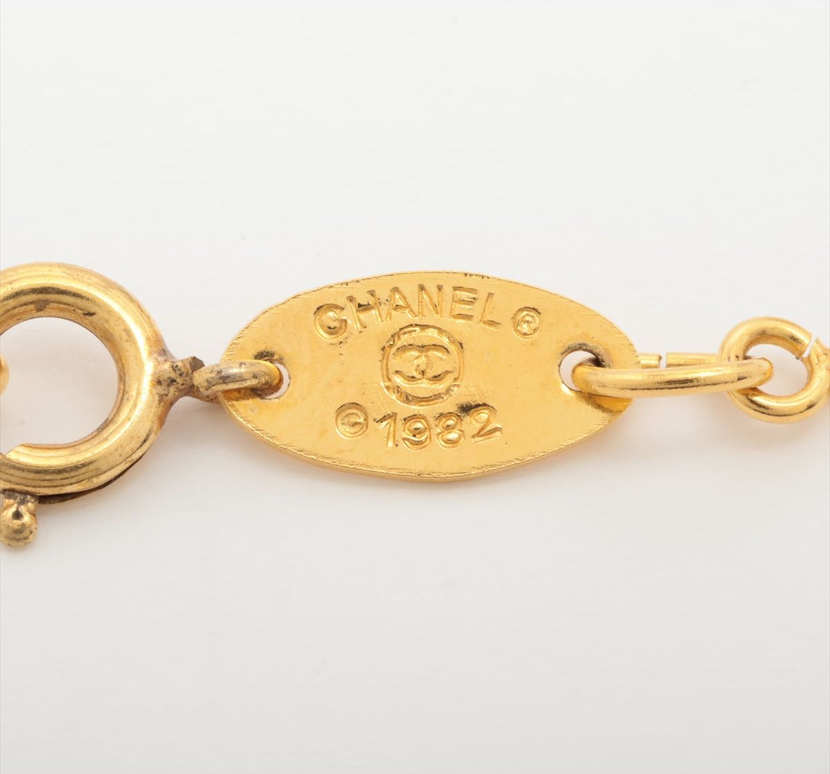 Chanel Coco Vintage Necklace 24k Gold