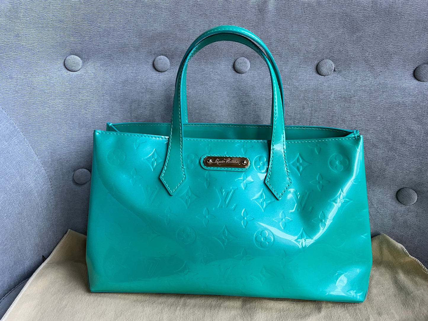 Louis Vuitton Wilshire Blue Lagoon Vernis Patent Leather