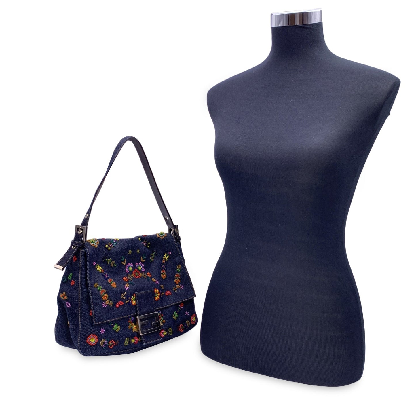 Luxury FendiShoulder Bag Mamma Baguette