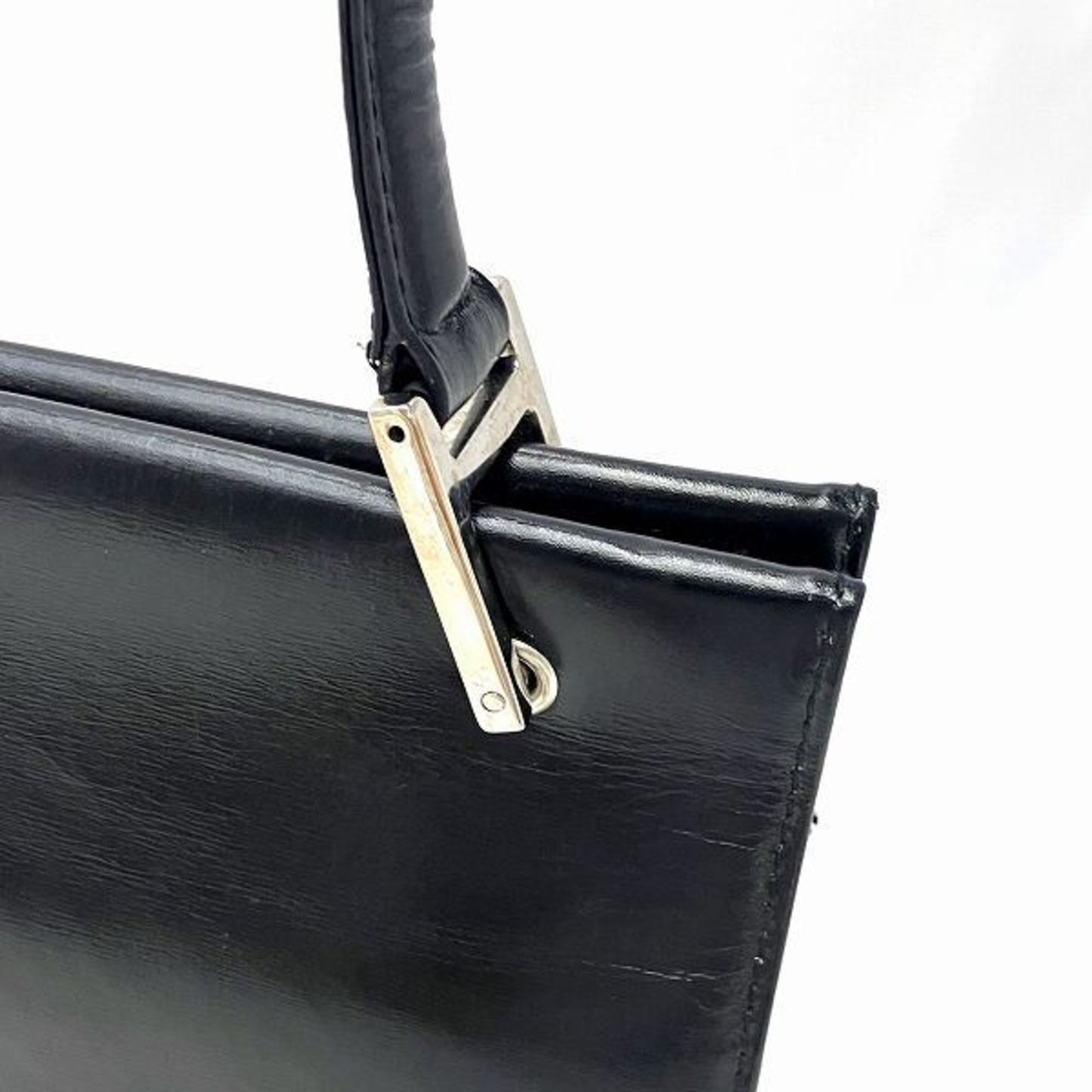 Gucci Logo G  Leather Shoulder Bag ()