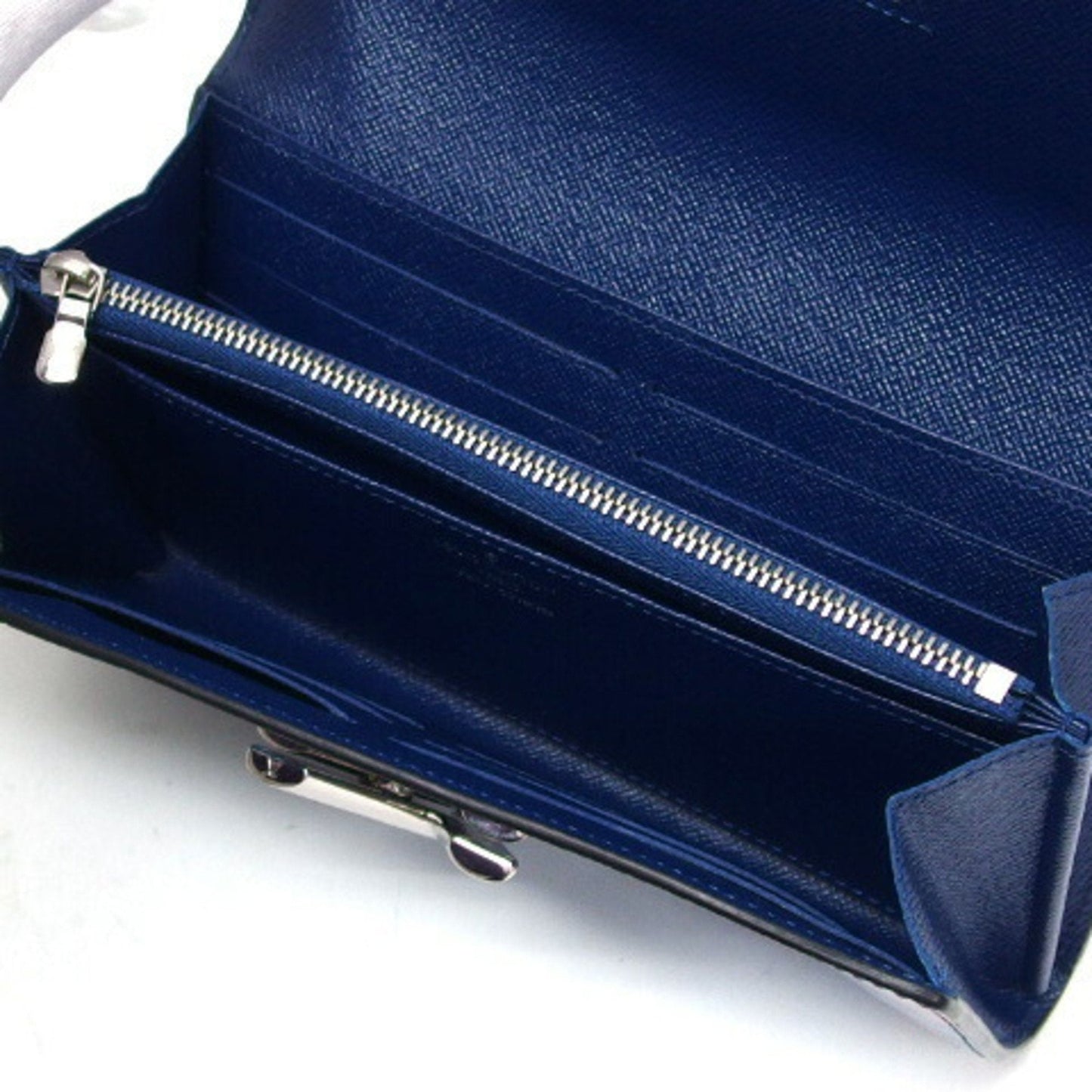 Louis Vuitton  Leather Wallet  ()