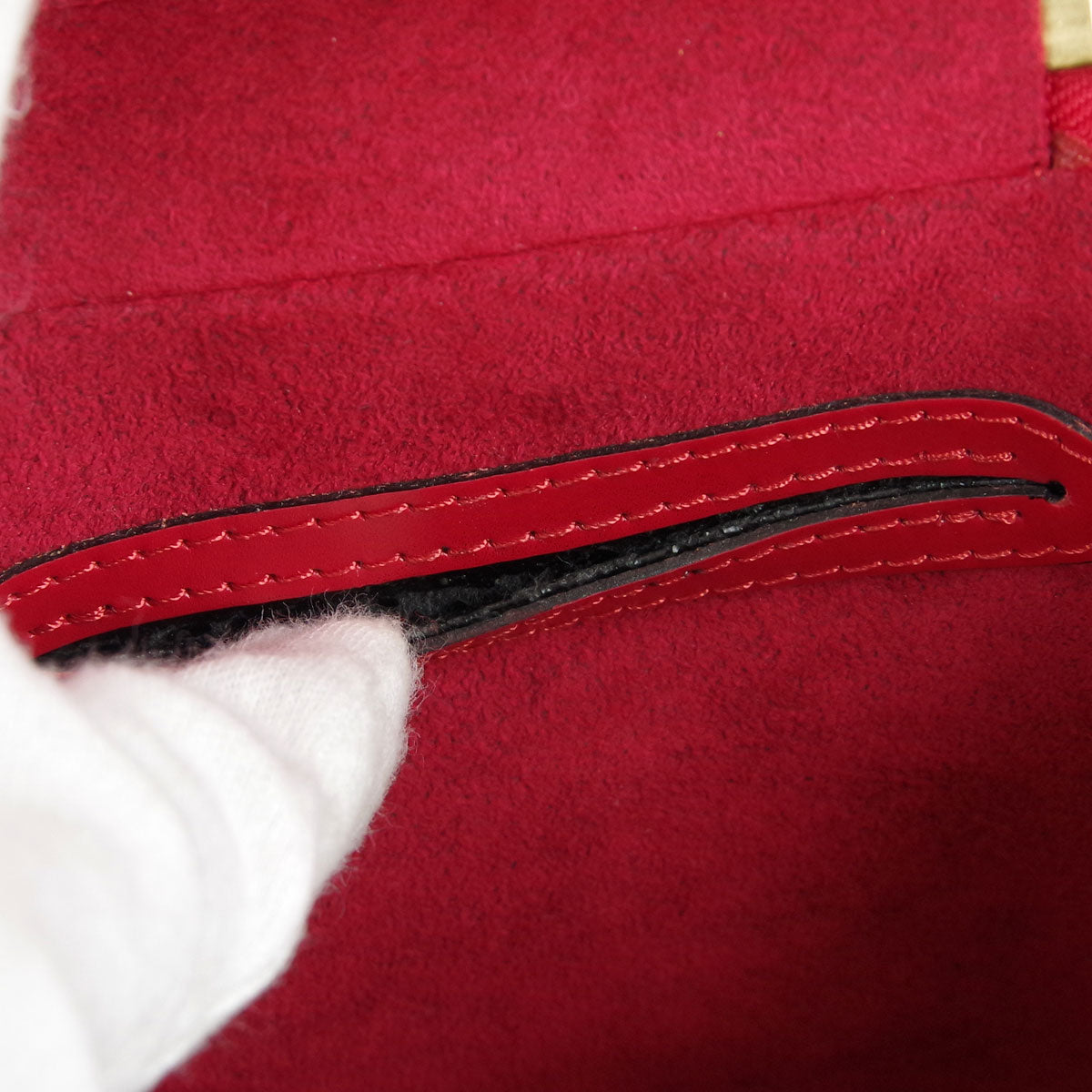 Louis Vuitton 1996 Cannes Vanity Handbag Red Epi M48037