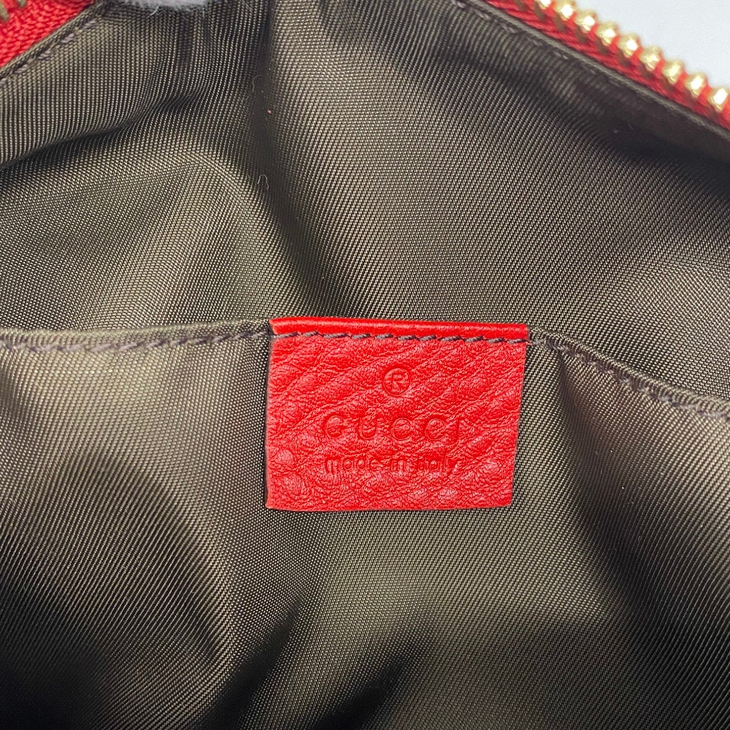 Gucci Soho  Leather Clutch Bag ()