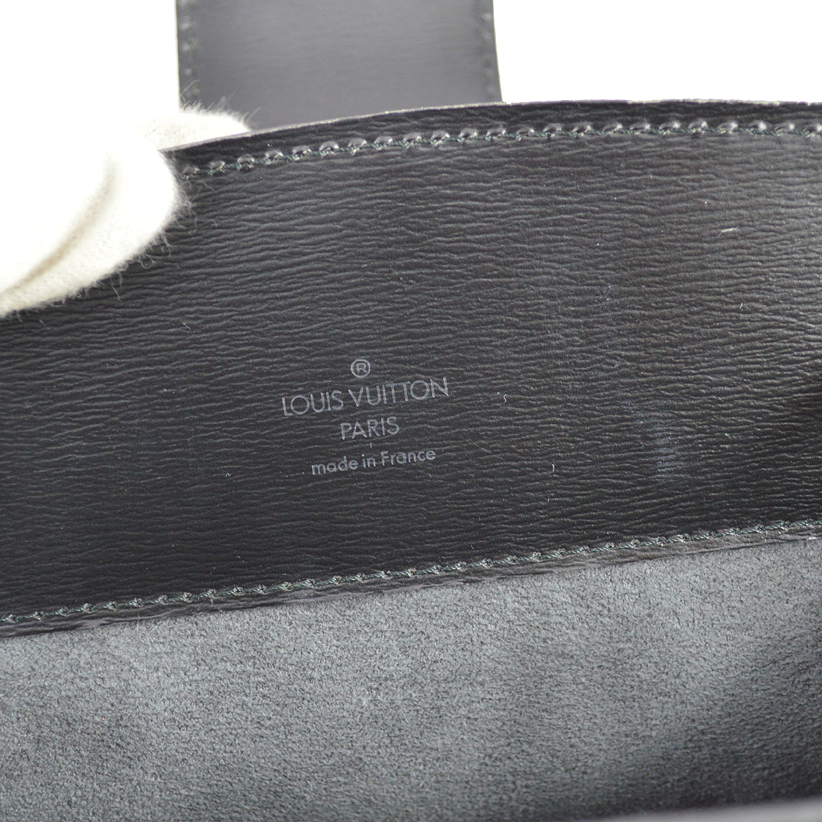 Louis Vuitton 1995 Epi Cluny M52252