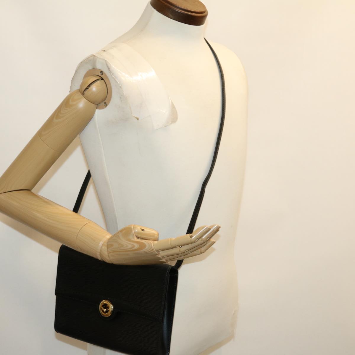 LOUIS VUITTON Epi Arsch 2Way Clutch Shoulder Bag Black M52572 LV 30039