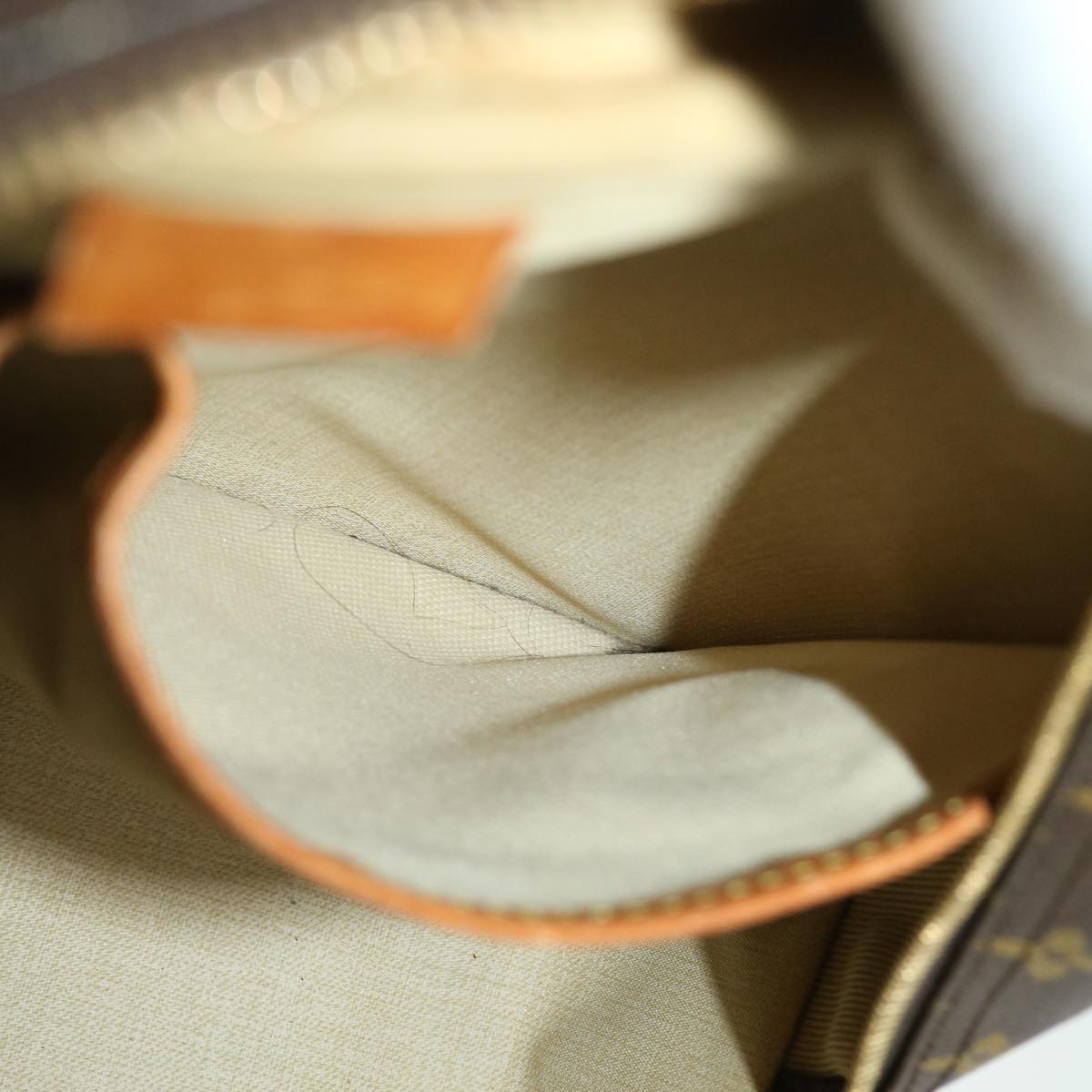 LOUIS VUITTON Monogram Deauville Hand Bag M47270 LV 30775