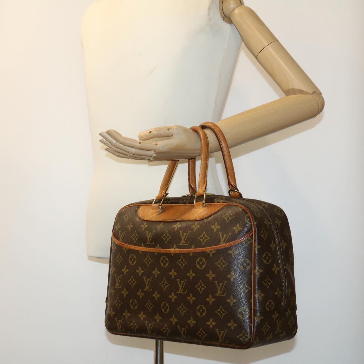 LOUIS VUITTON Monogram Deauville Hand Bag M47270 LV 30775