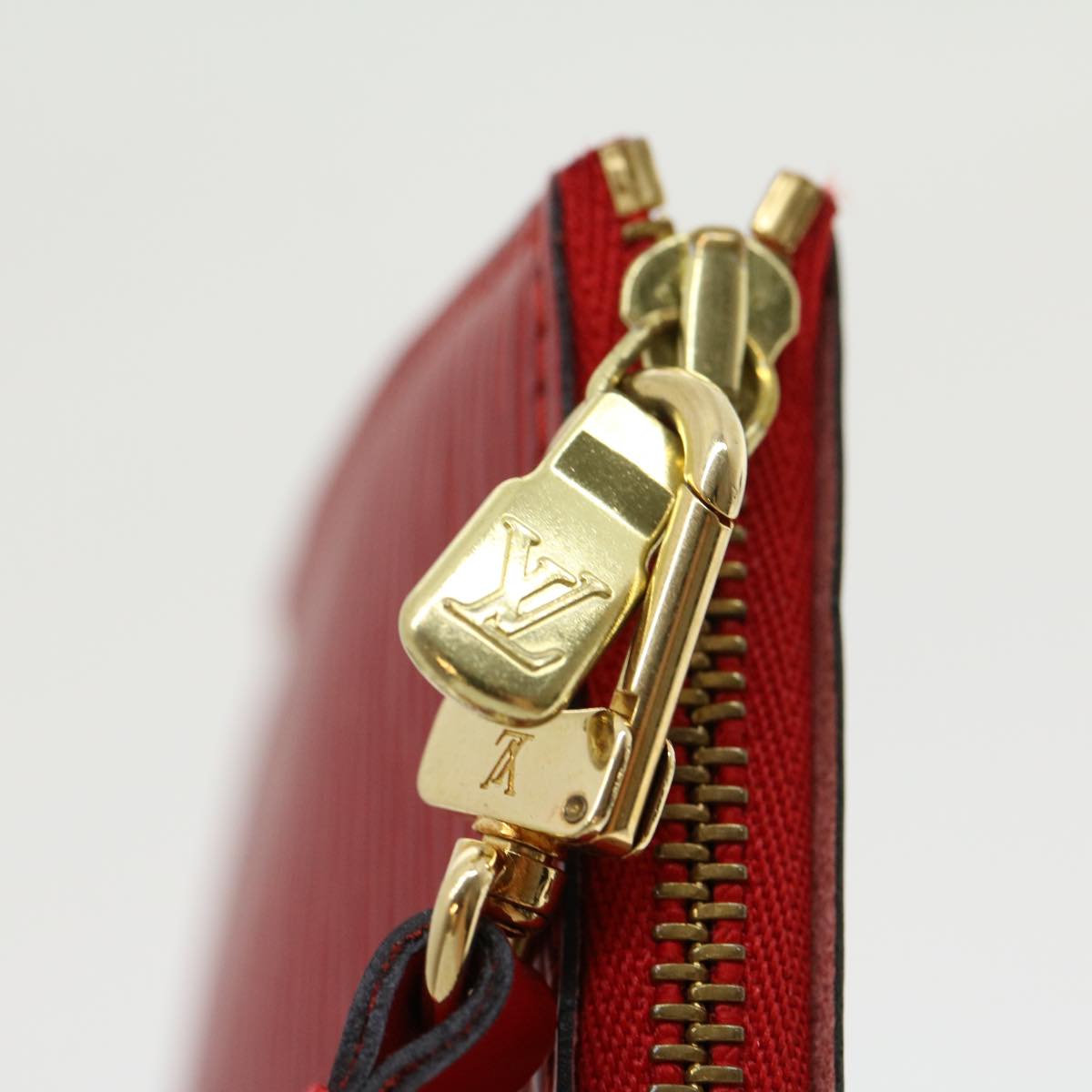 LOUIS VUITTON Epi Pochette Accessoires Accessory Pouch Red M52987 LV 30802