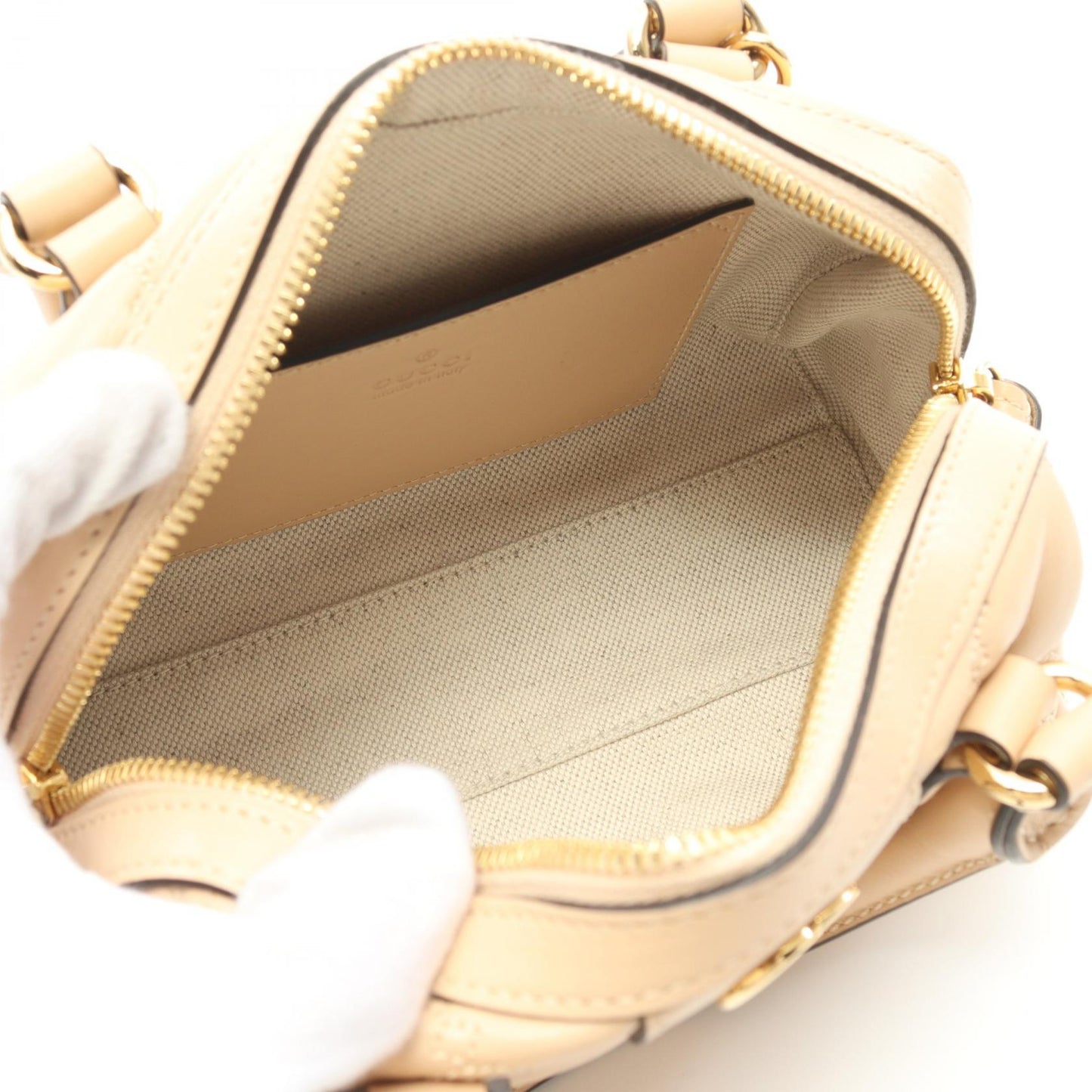 Gucci GG Matelassé Leather Handbag Beige