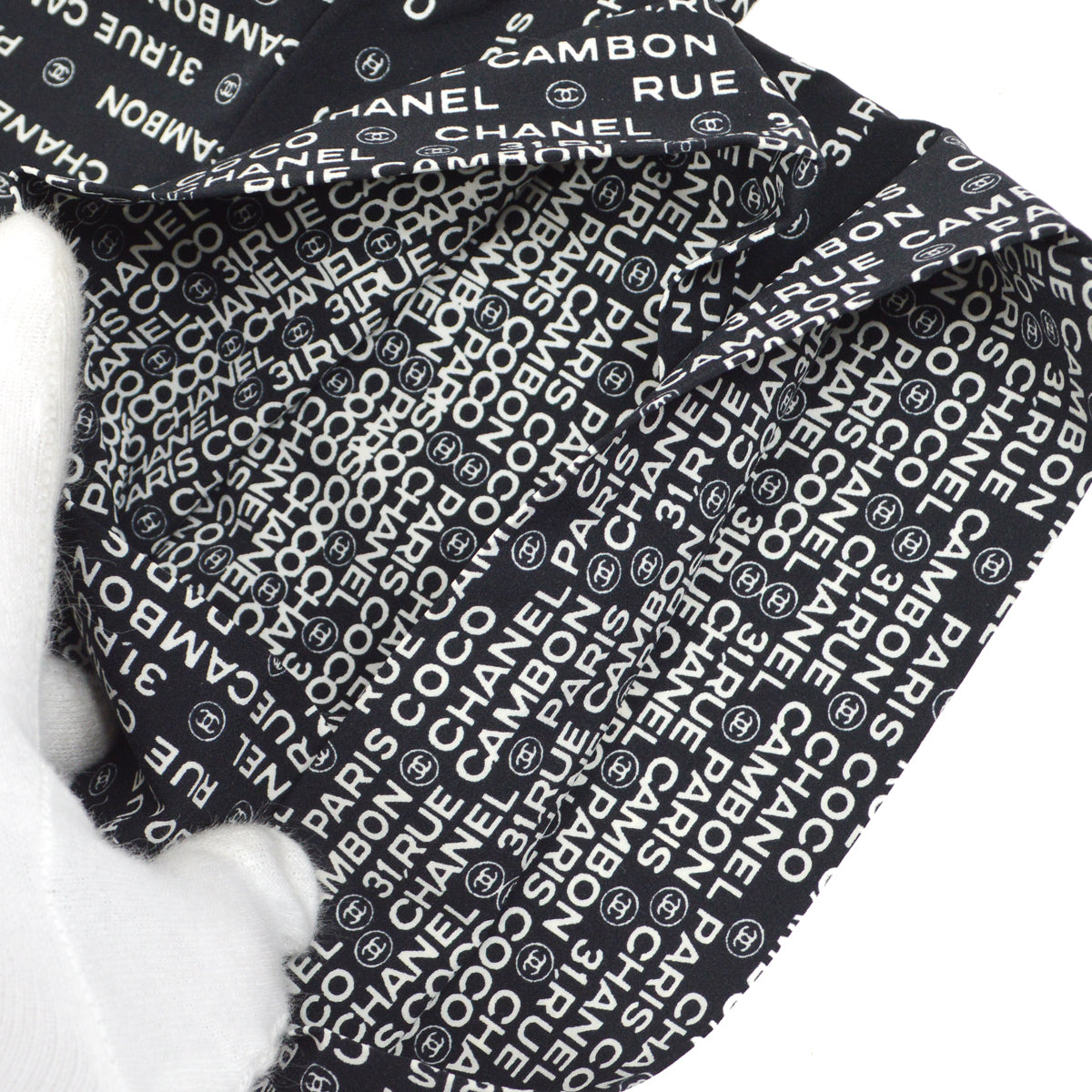 Luxury Chanel 2009 Spring logo-print V-neck T-shirt #34
