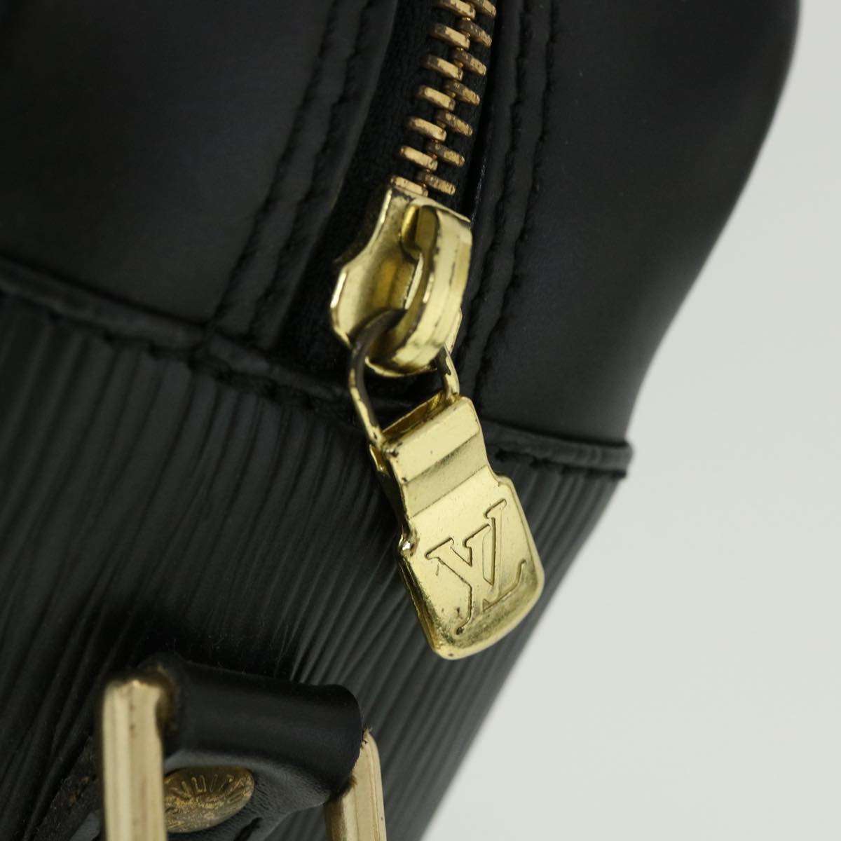 LOUIS VUITTON Epi Trocadero 27 Shoulder Bag Black M52312 LV 31362