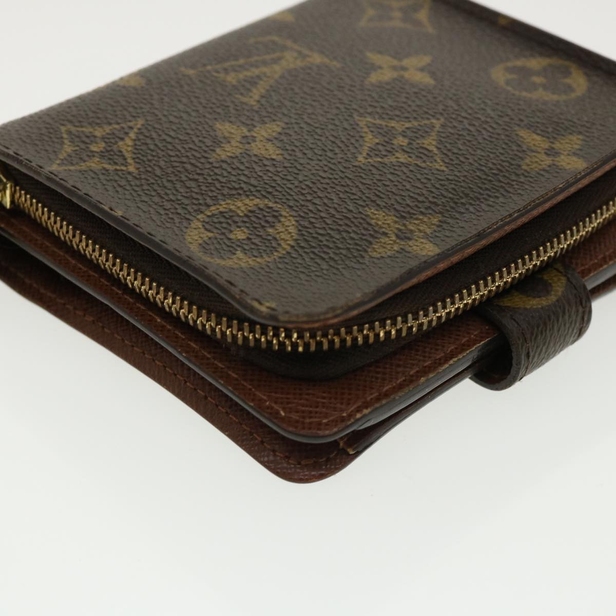 LOUIS VUITTON Monogram Compact zip Wallet M61667 LV 31500