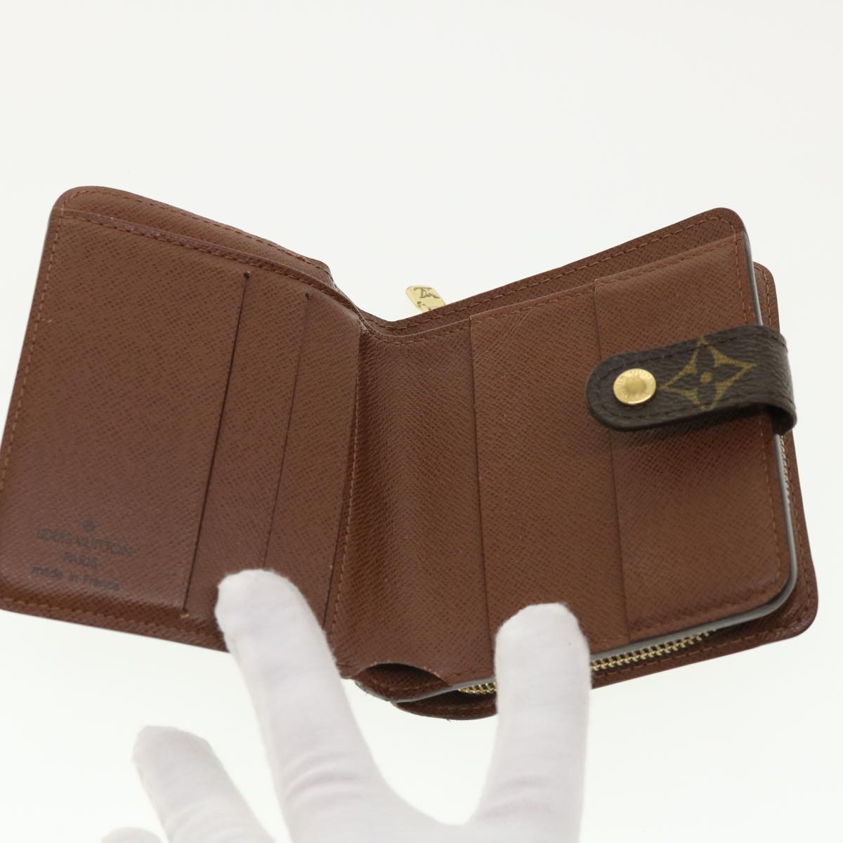 LOUIS VUITTON Monogram Compact zip Wallet M61667 LV 31500