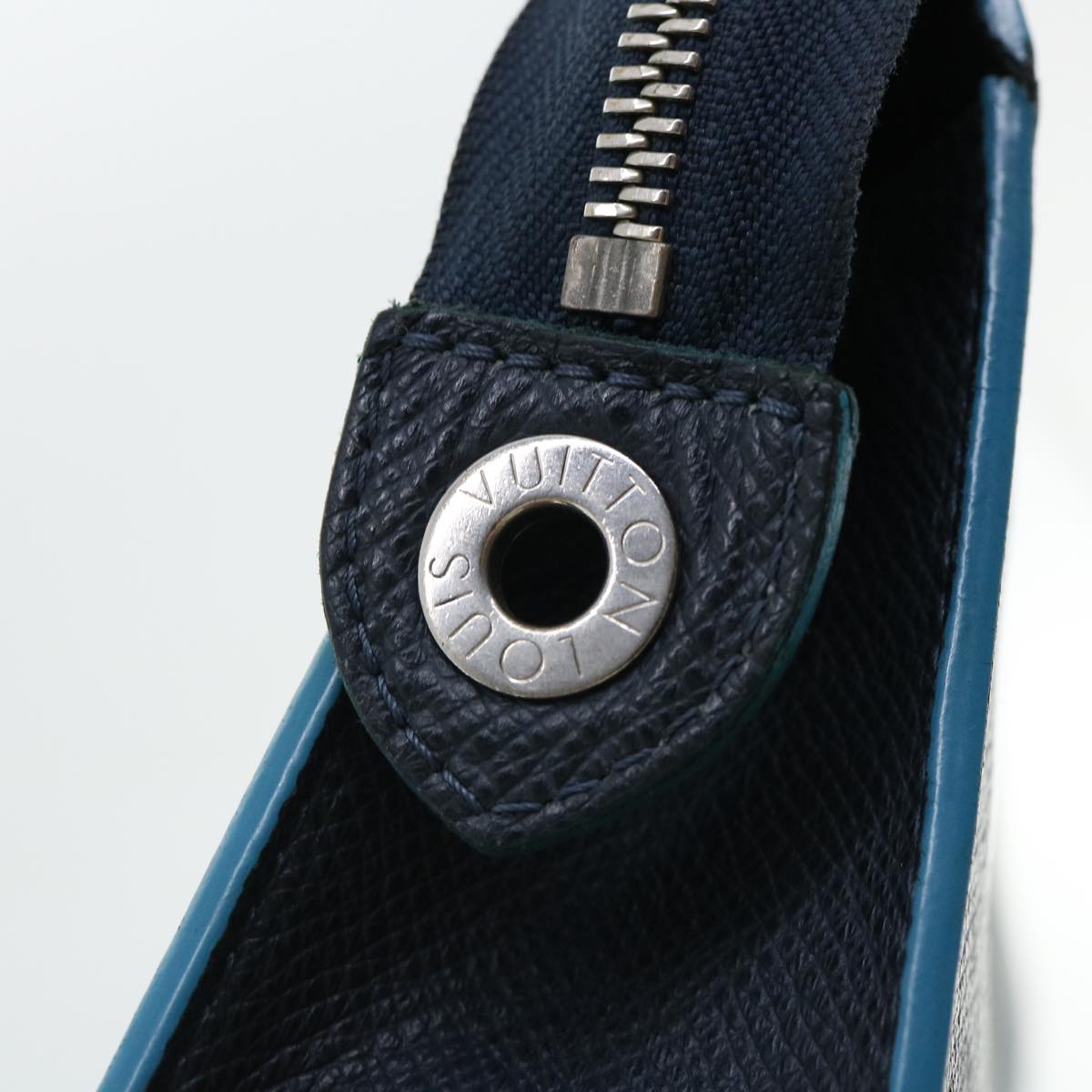 LOUIS VUITTON Taiga Pochette Voyager MM Clutch Bag Navy M30397 LV 31811