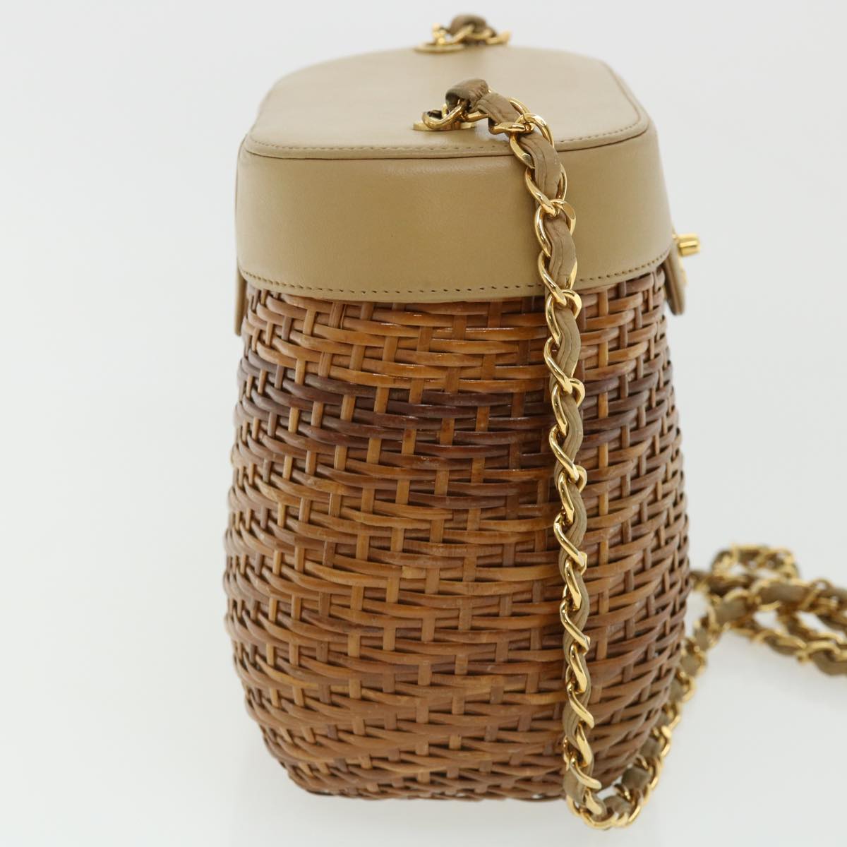 Luxury Chanel Basket Chain Shoulder Bag Leather rattan Brown CC  31896A
