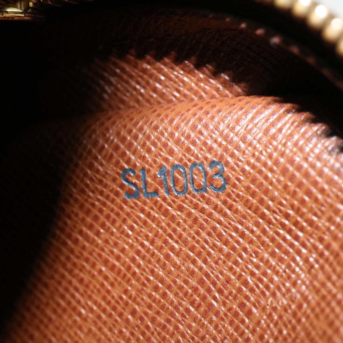 LOUIS VUITTON Monogram DanubeMM Shoulder Bag M45264 LV 31960