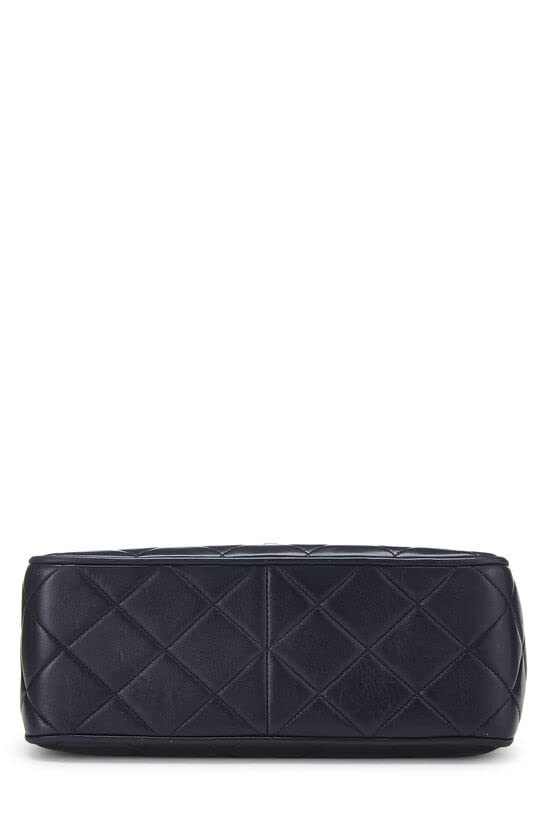 CHANEL,  Navy Quilted Lambskin Square Flap Medium, Navy